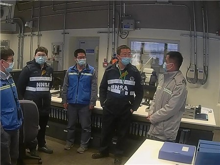 华东监督站监督三处在海阳核电现场开展夜查