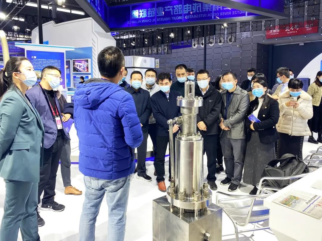 上阀股份携“一带一路”科创产品亮相2021世界制造业大会
