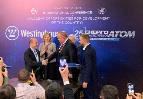西屋电气公司与 Energoatom 签署乌克兰首台 AP1000 机组合同