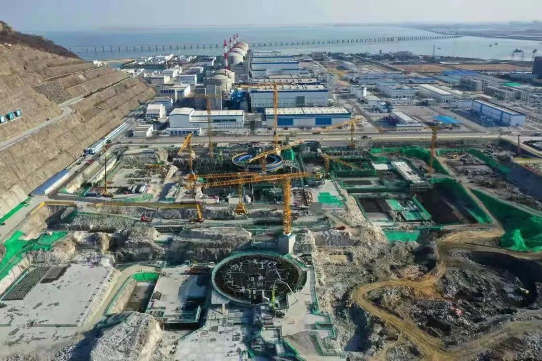 中俄核能合作项目7号机组核岛厂房安全壳钢衬里施工突破±0m标高