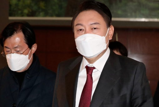 【核政策】韩国反对党总统候选人誓言要废除核淘汰政策