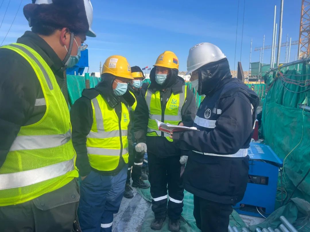 东北监督站克服疫情完成徐大堡核电厂安全壳钢衬里吊装监督工作