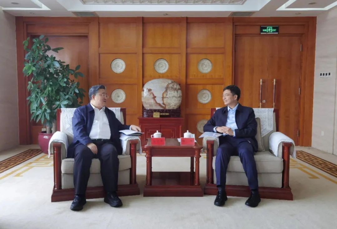 余剑锋拜会全总党组书记陈刚:让工会组织在打造“大国重器”中再立新功