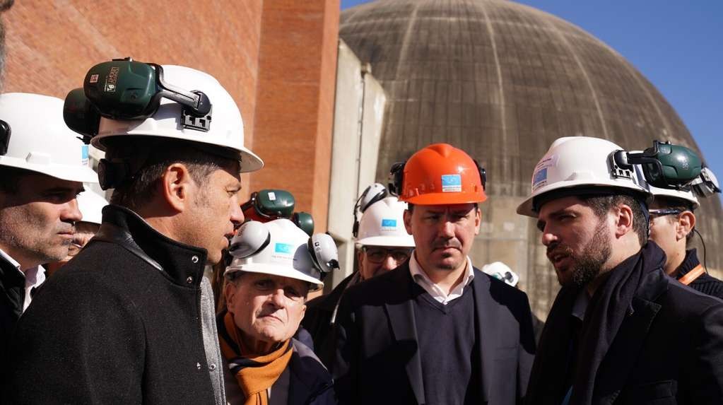 Axel Kicillof 在与中国协商全额融资的同时支持新核电站的建设