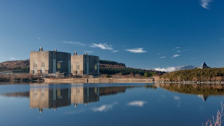 英国计划在特劳斯菲尼兹建设小堆