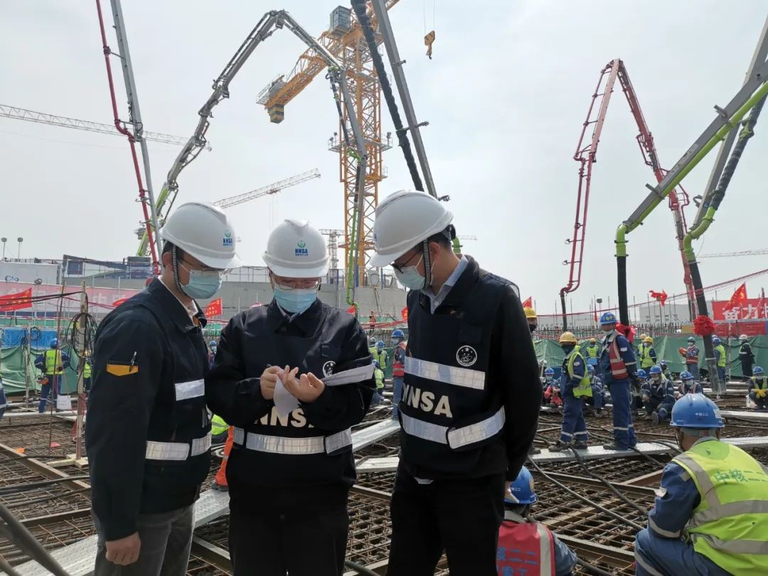 东北监督站完成徐大堡4号机组核岛基础第一罐混凝土浇筑监督见证工作