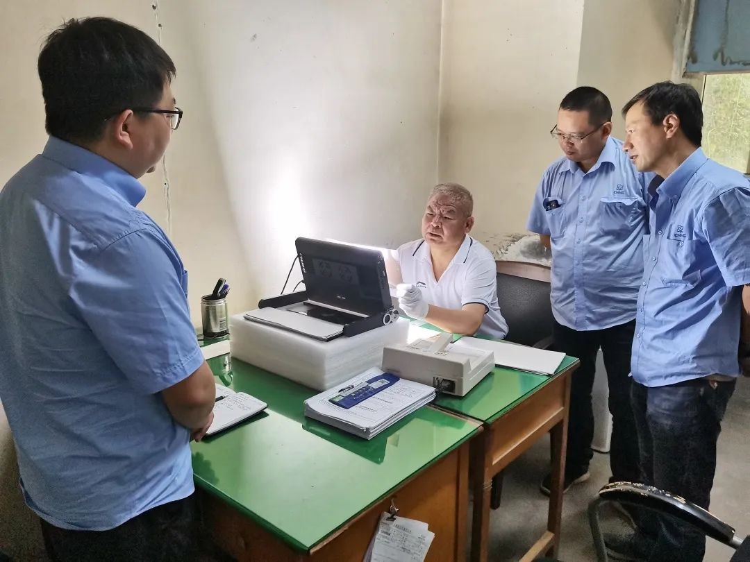 西核设备与中核武汉开展技术交流