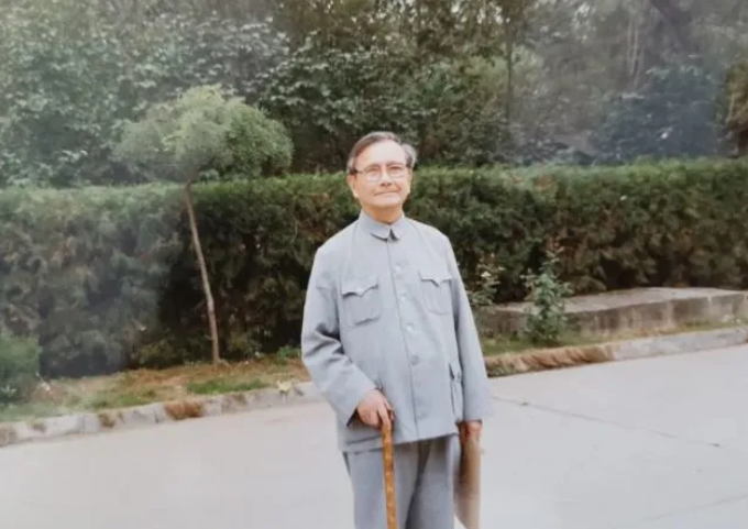 他是没有勋章的元勋，“两弹一星”背后的放射化学家