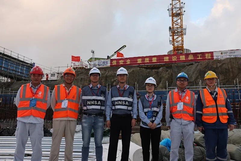 华东监督站完成三门核电厂3号机组核岛筏基底板第一罐混凝土浇筑监督