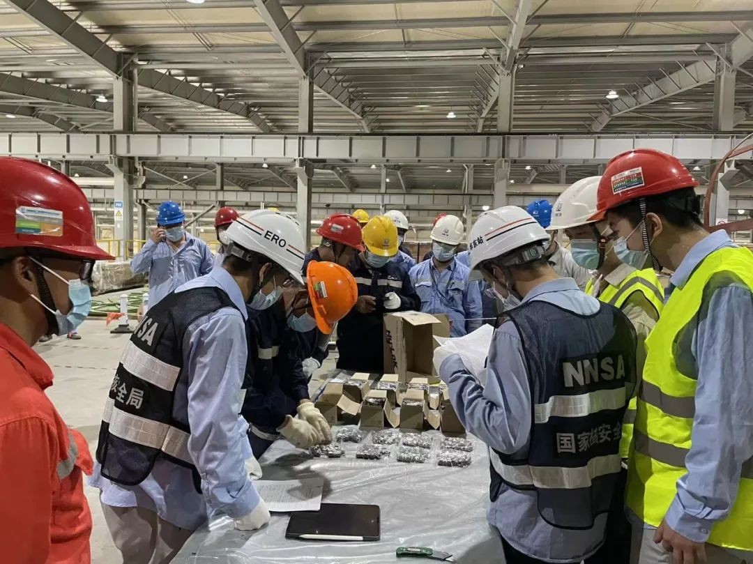 漳州华龙首批进口核安全监管设备完成开箱检验