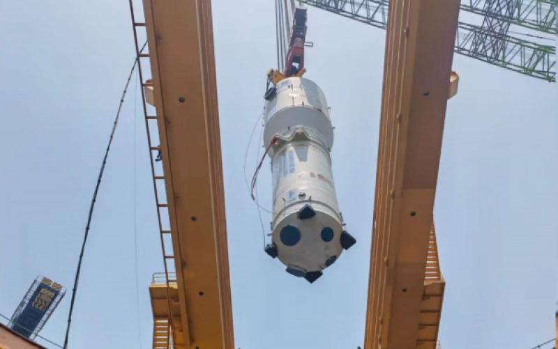 80秒速看漳州华龙2号机组第2台蒸发器吊装成功