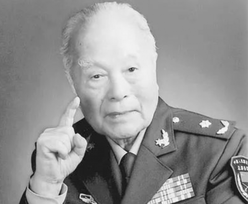 核司令程开甲:小黑板上演算大方案,一辈子不会普通话,却拥有最美的爱情
