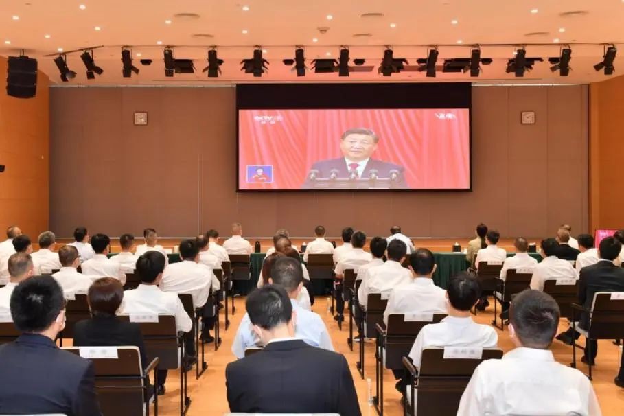 二十大专题 | 中广核党委组织干部员工收听收看党的二十大开幕盛况