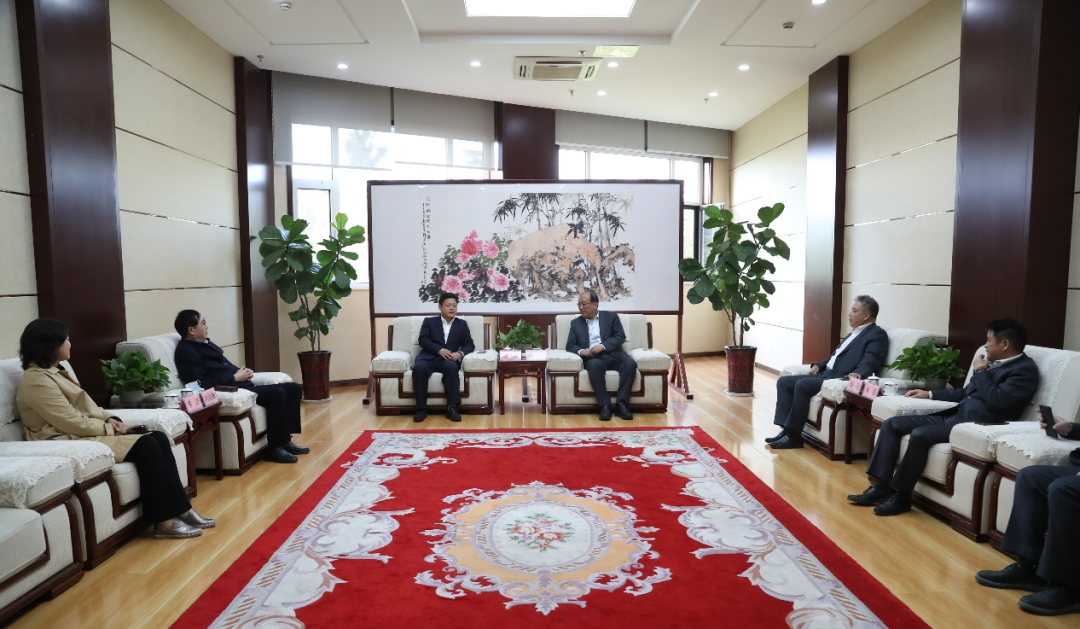 赵翼鑫赴济钢集团拜访交流