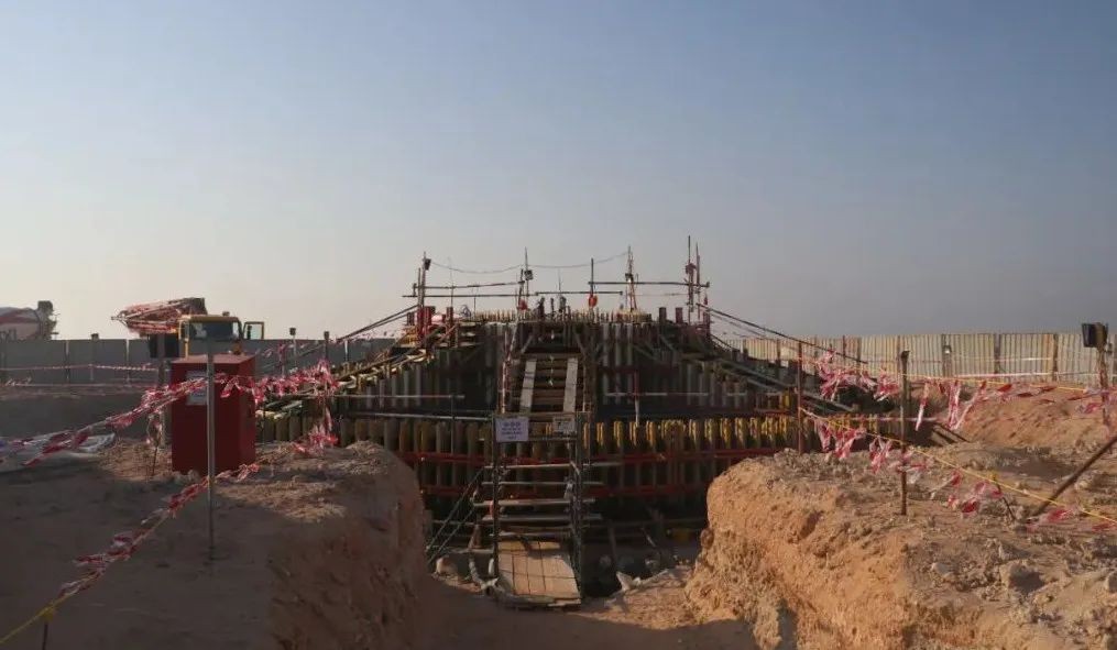 助力“绿色丝绸之路”建设 中核二二承建的阿联酋首个风电示范项目迎关键节点