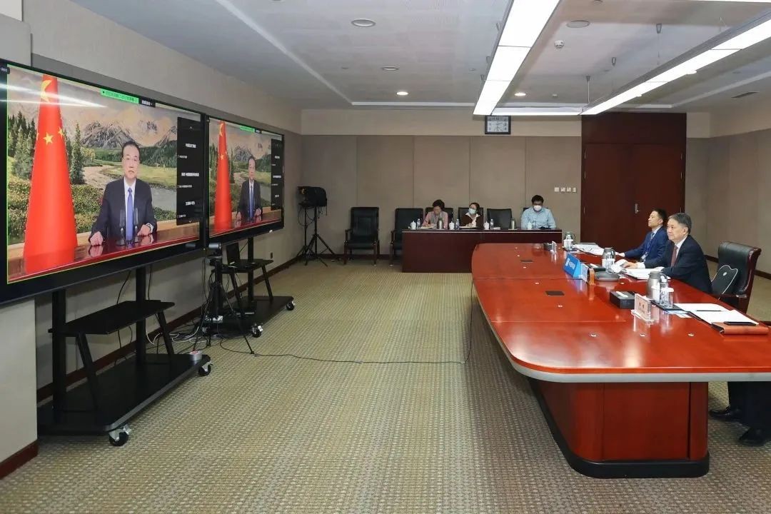 温枢刚出席第八轮中日企业家和前高官对话