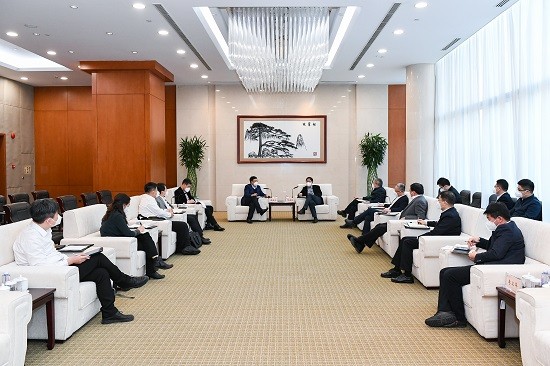 邓建玲会见沈鼓集团董事长戴继双