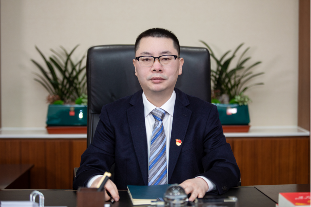 中核二二党委书记、董事长李成富当选湖北省新一届政协委员