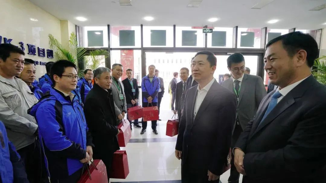 顾军赴巴基斯坦“华龙一号”建设现场慰问海外一线员工