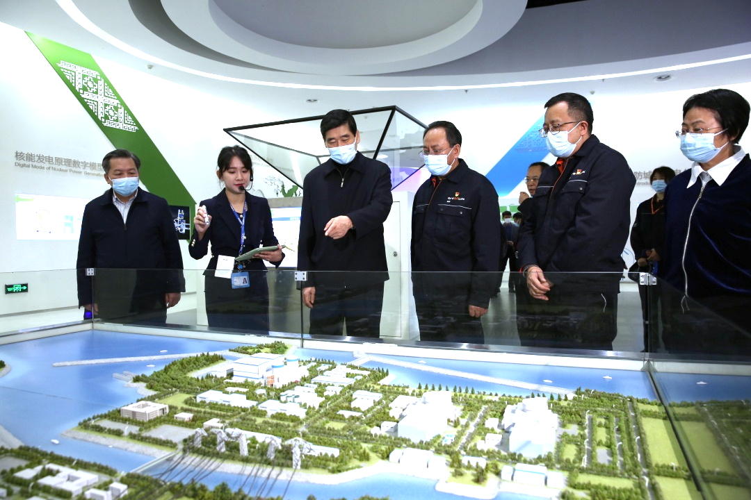 自治区政协副主席、民建广西区委主委钱学明到防城港核电基地调研