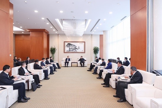 中国华能集团有限公司总经理、党组副书记邓建玲会见淄博市委书记马晓磊