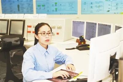 电视剧女主原型,“华龙一号”首位女高级操纵员是如何“炼成的”?