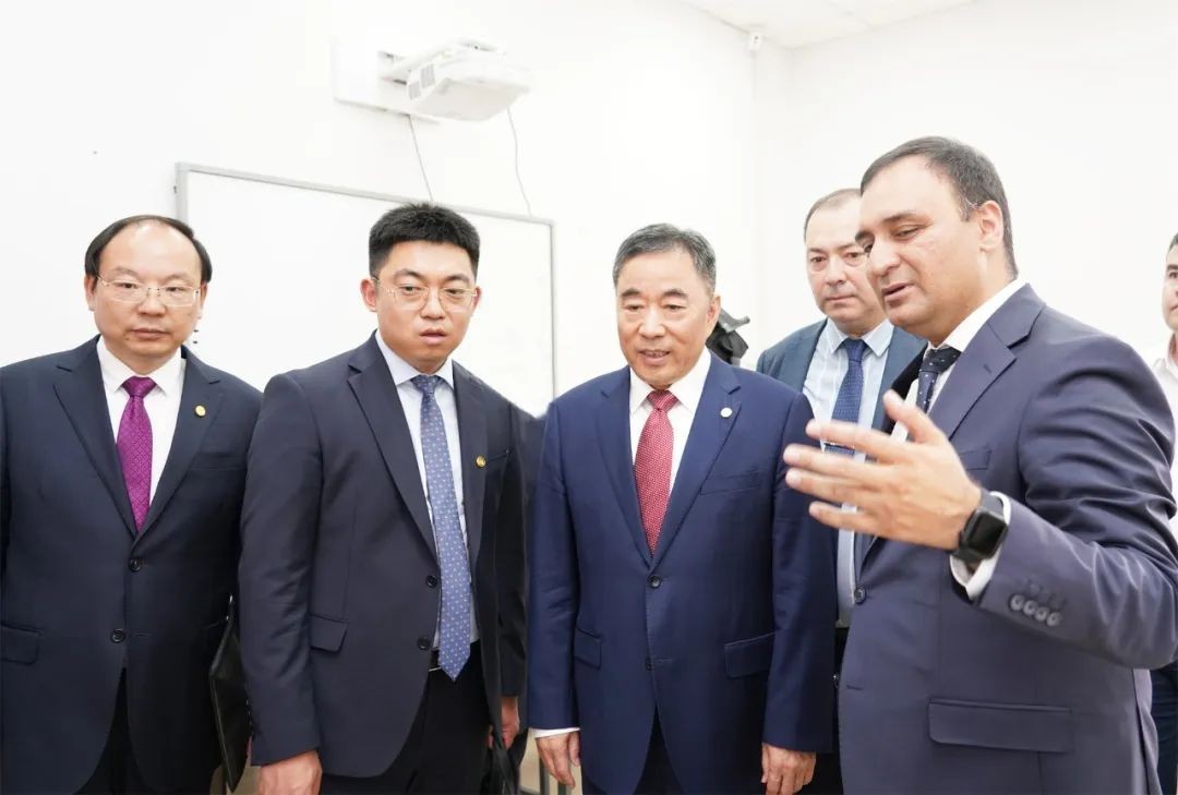 中国能建与乌兹别克斯坦塔什干国立交通大学签署合作备忘录