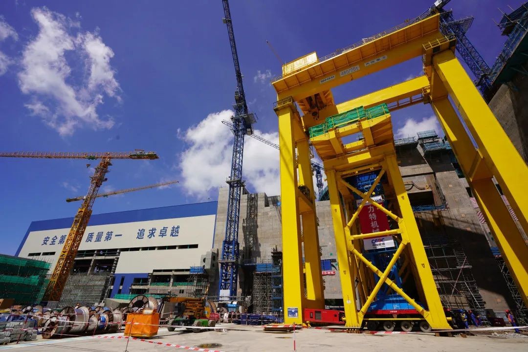 太平岭核电圆满完成临时转运平台整体拆除安装