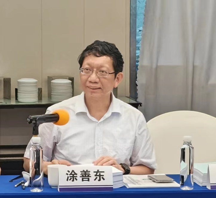 “中核苏阀科技实业股份有限公司-华东理工大学阀门可靠性联合研发中心”顺利完成验收