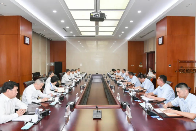 晶澳科技董事长靳保芳拜会中国华能党组书记、董事长温枢刚