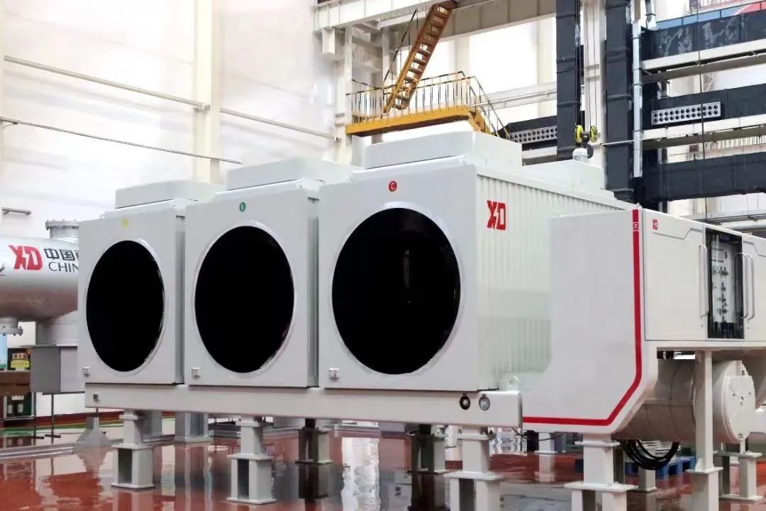 海外华龙190kA发电机出口断路器成套装置研制成功
