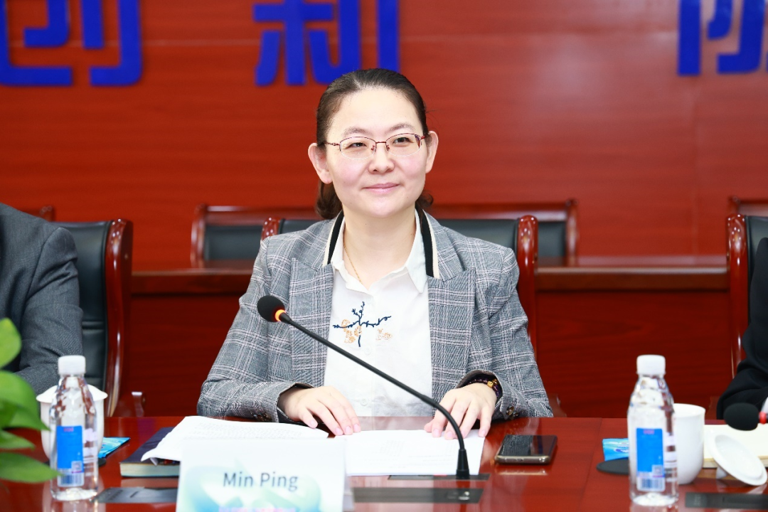 乌兹别克斯坦纳沃伊铀业哈伊达洛夫一行赴中核矿业科技参观交流