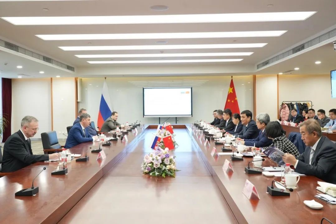 俄罗斯联邦环境、工业与核监督局副局长到访生态环境部核与辐射安全中心