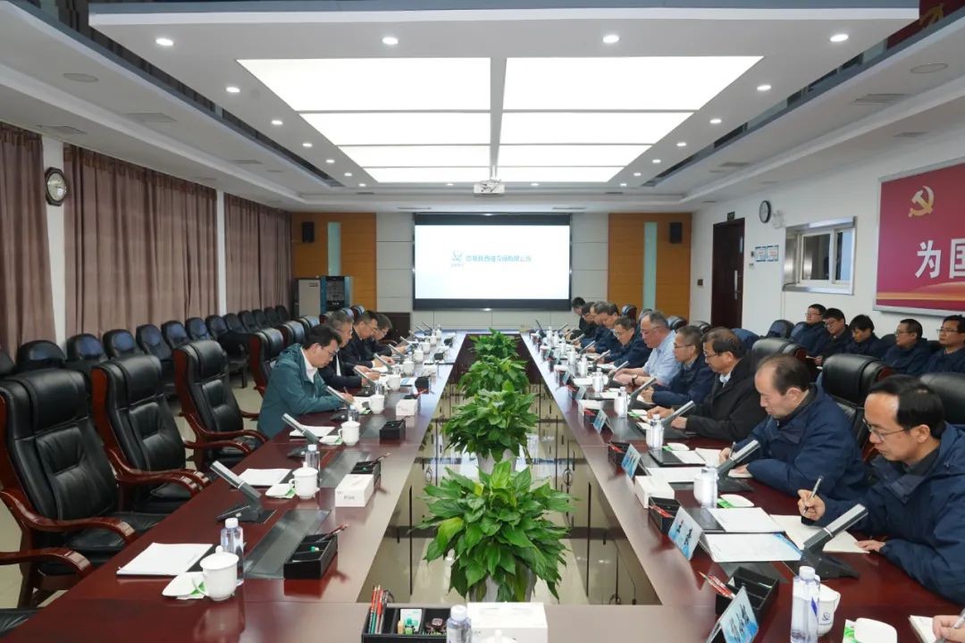 中国原子能党委书记、董事长薛小刚一行调研中核陕铀