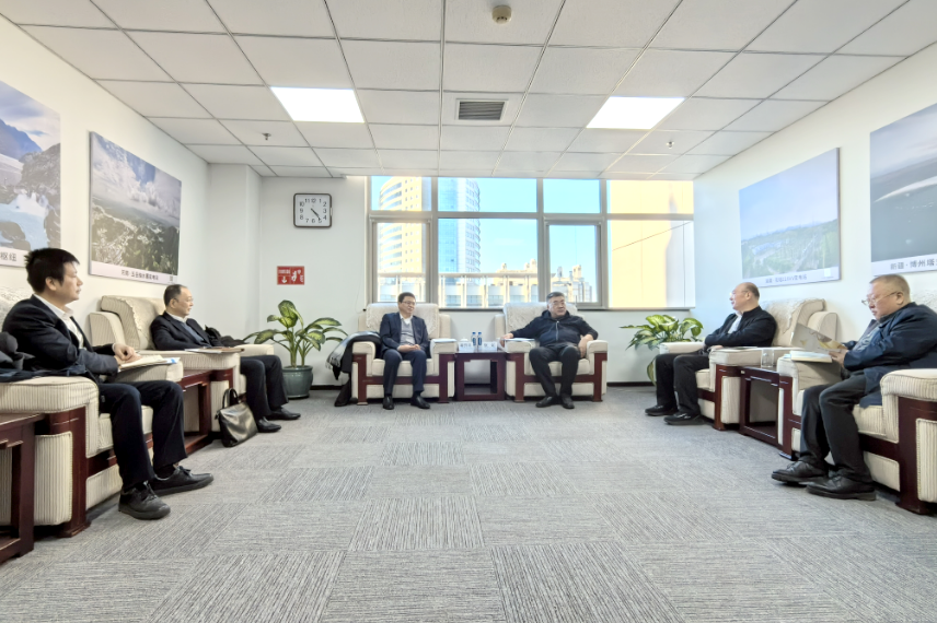 中核华辰与新华发电开展工作交流