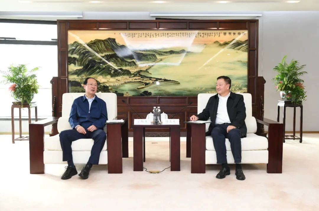杨长利会见中国电建党委书记、董事长丁焰章