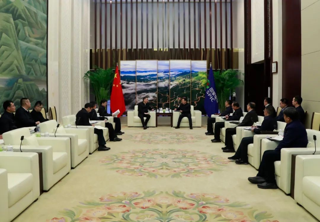 刘明胜会见重庆市委常委、常务副市长陈鸣波