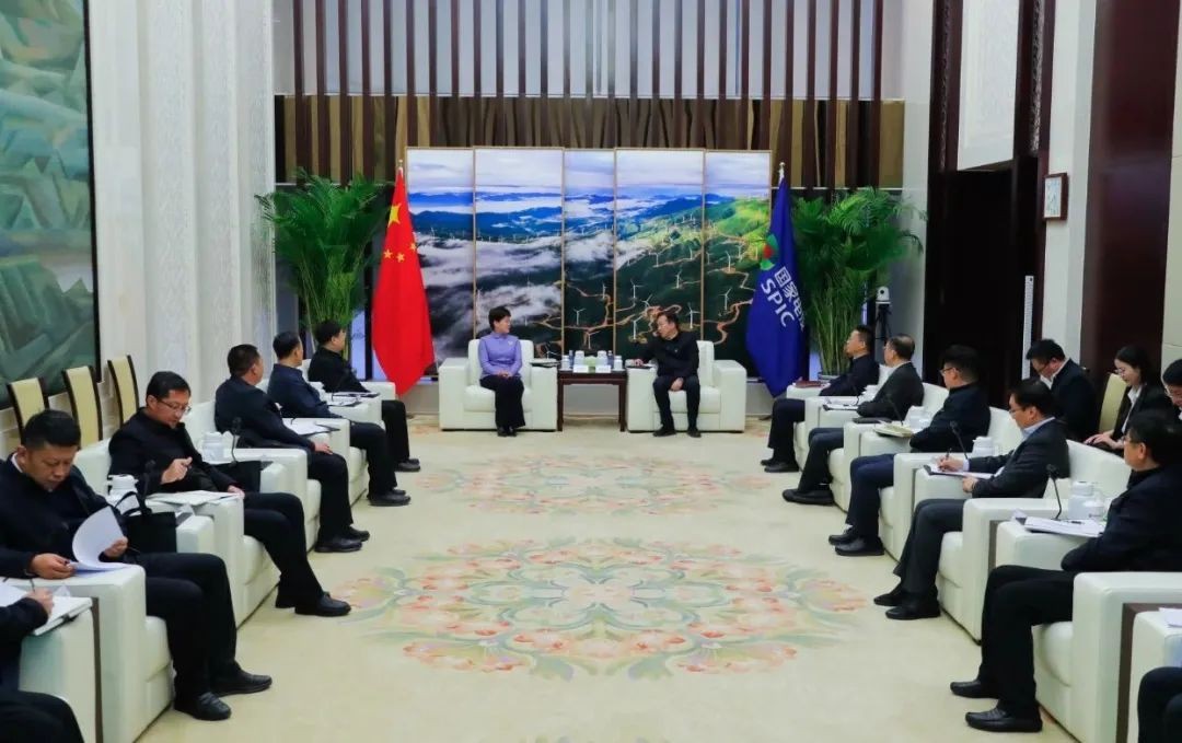 刘明胜会见内蒙古自治区阿拉善盟委书记黄雅丽