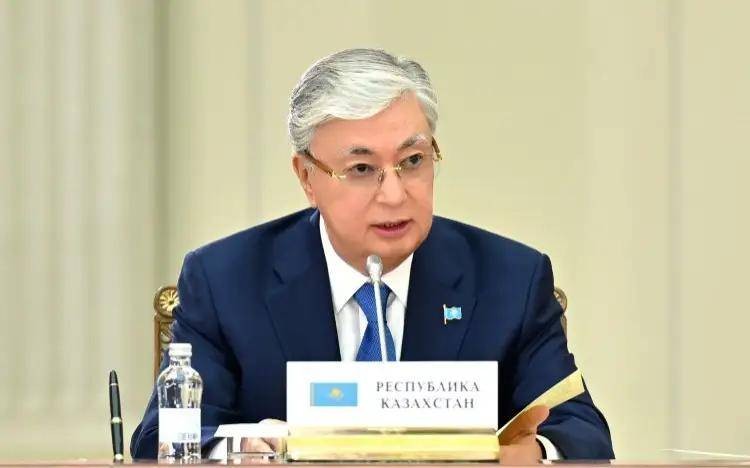 托卡耶夫访问法国 法电参与哈萨克斯坦首座核电站竞标