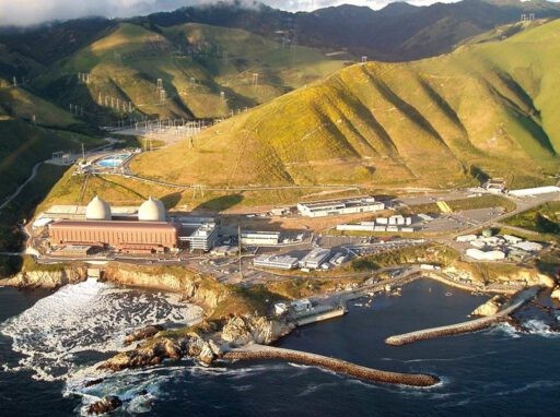 太平洋天然气电力公司部署核能领域现场 genAI 解决方案