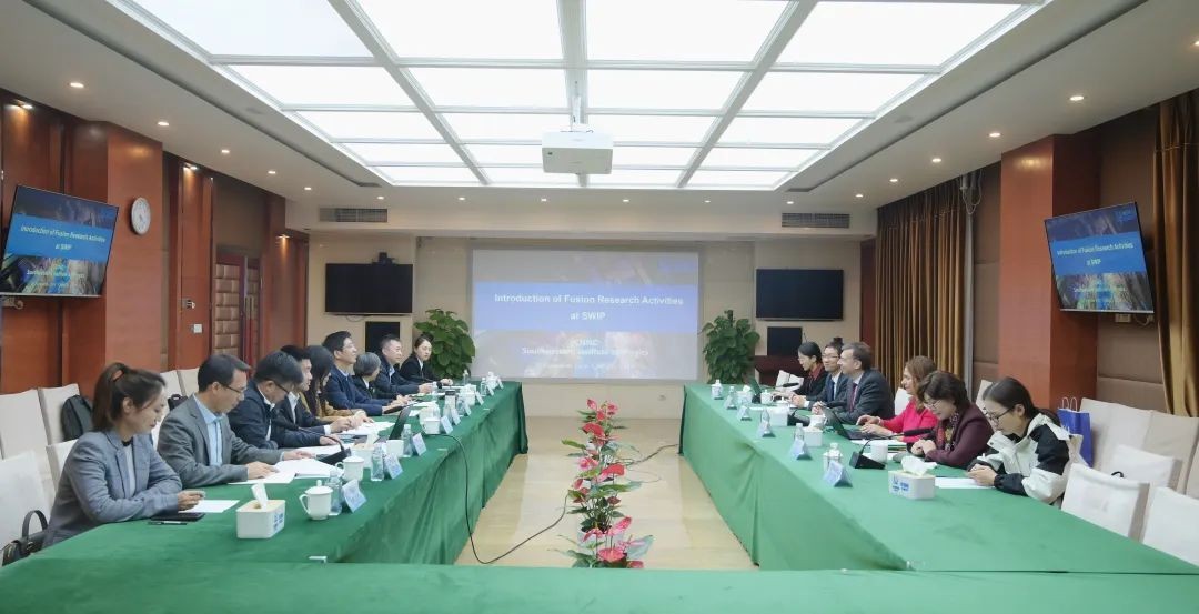 国际原子能机构(IAEA)人事司司长Peter FROBEL一行赴西物院访问交流