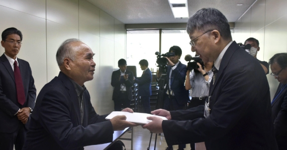 日本居民要求知事反对乏燃料贮藏计划