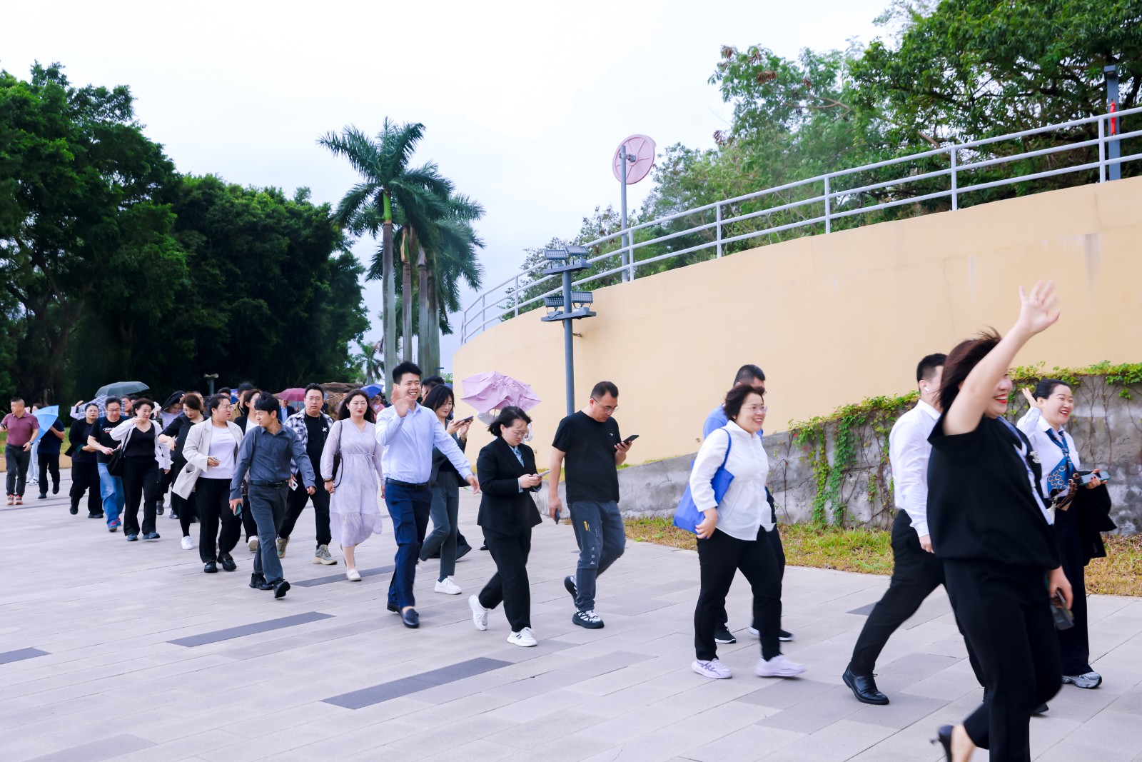 创新之旅——“中国核能神州行” 首站: 大亚湾核电站之行圆满结束