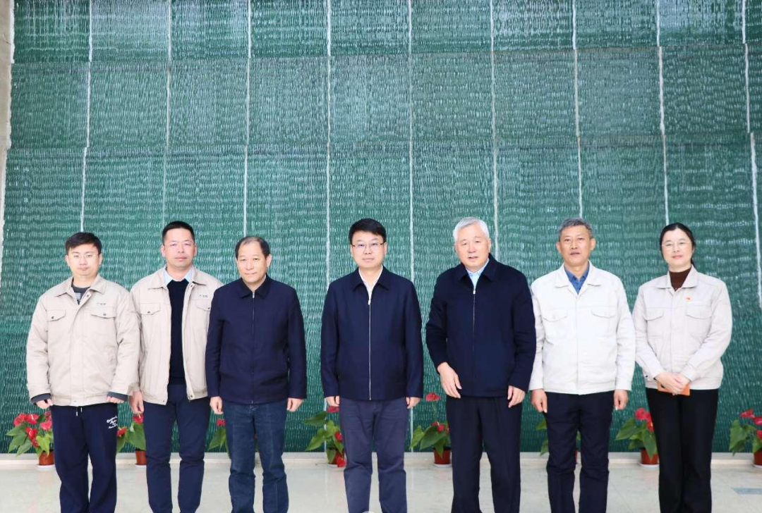 宜兴市代市长缪建平一行莅临宝银特材调研指导