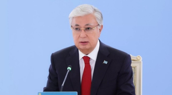 哈萨克斯坦总统指示加快核电站项目的实施