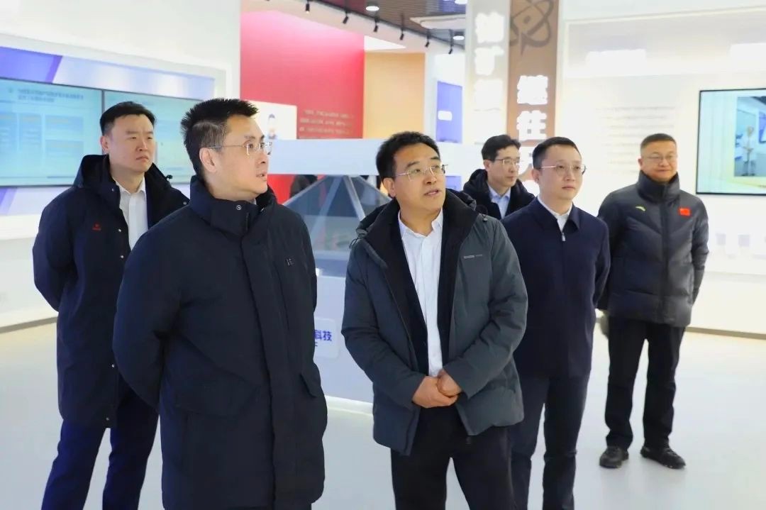 中核铀业袁旭一行赴京区单位调研指导工作