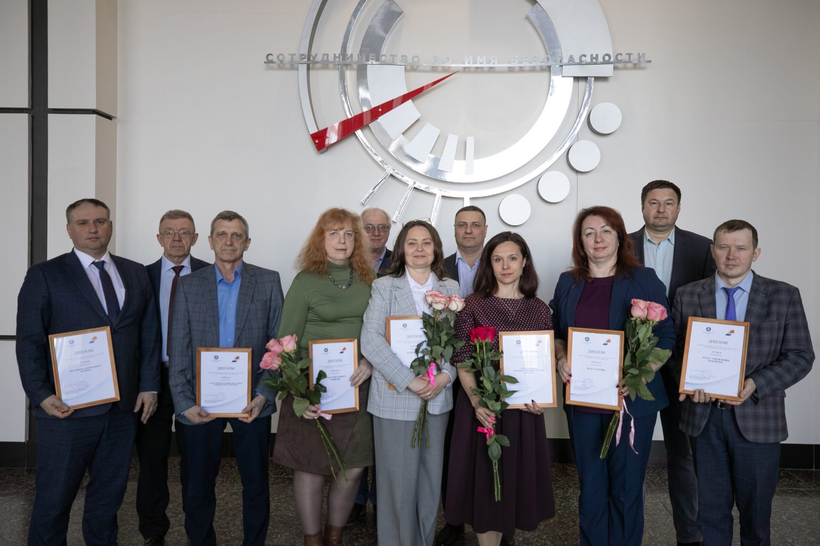 俄罗斯斯摩棱斯克(Smolensk)核电站举办“2025 PSR 领导者(Лидер ПСР 2025)”竞赛