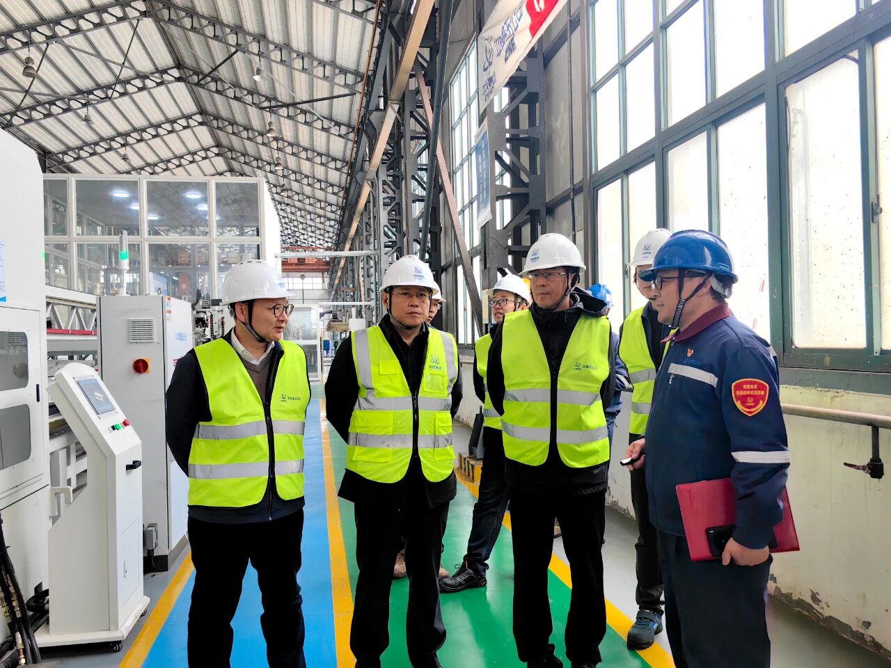 生态环境部核设施安全监管司罗建军副司长一行调研中核五公司