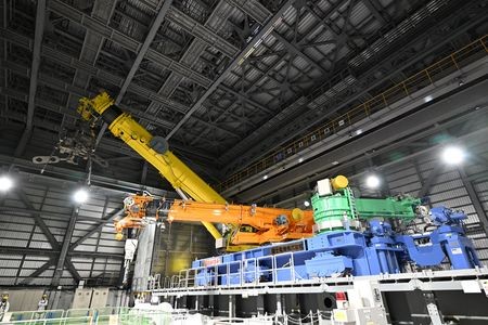 日本东京电力开始移除福岛核电站2号机组乏燃料 计划2028财年前完成