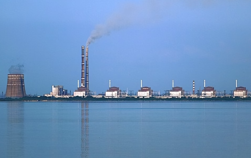 Trump to meet with heads of advanced nuclear reactor companies; projects from four firms reaching critical stage.
